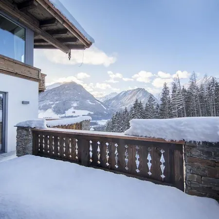 Holiday home Nationalpark Hohes Aderl Neukirchen am Grossvenediger